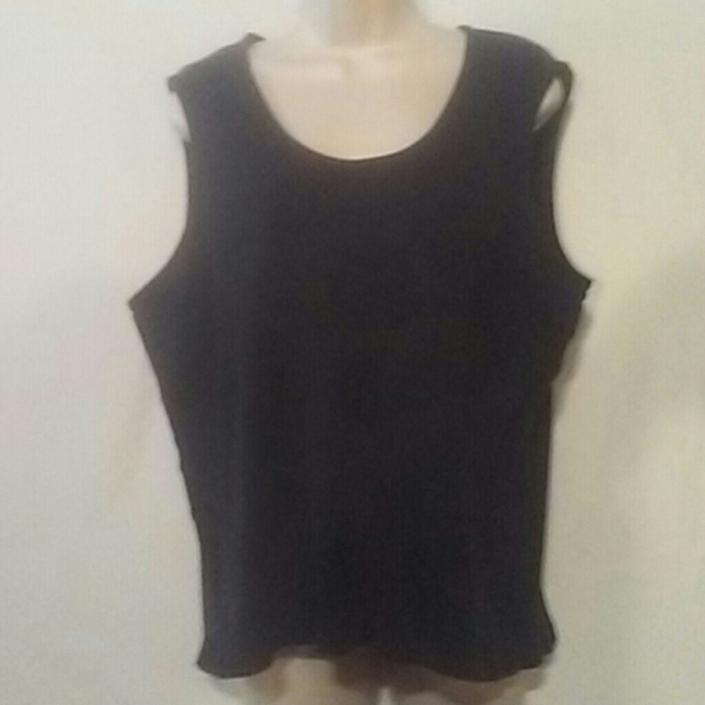 Players sport tank